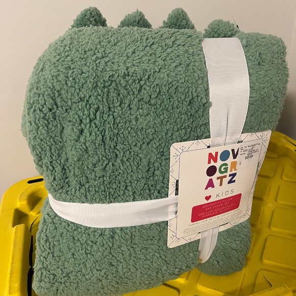 NOVOGRATZ KIDS Decorative Pillow & Throw Set Kids Green Dinosaur NEW - Picture 1 of 3